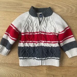 Vintage Gap chunky cable knit cardigan sweater